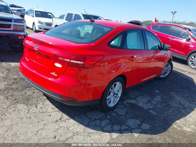 Ford FOCUS SE 2015 1FADP3F24FL335847 Image 4