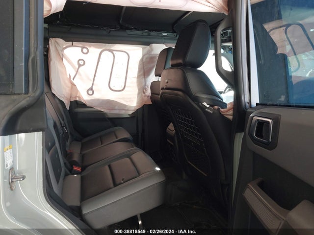 Ford Bronco Black Diamond 2022 1FMEE5DH5NLB16770 Image 8