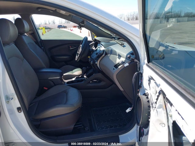 Hyundai TUCSON GLS 2015 KM8JT3AF9FU025220 Image 5
