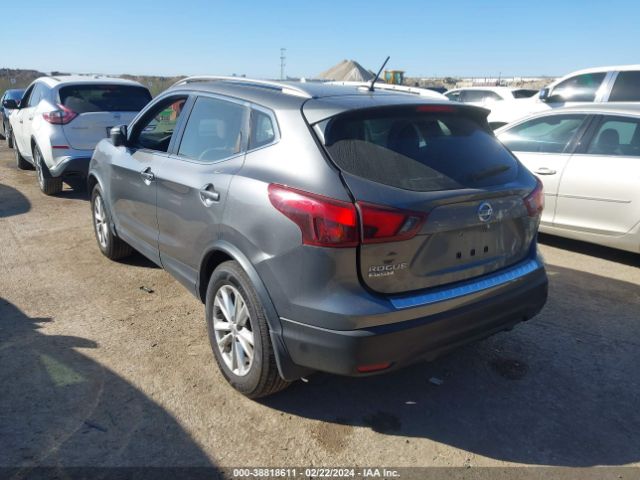 JN1BJ1CR7HW140385 Nissan Rogue Sport Sv
