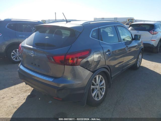 JN1BJ1CR7HW140385 Nissan Rogue Sport Sv