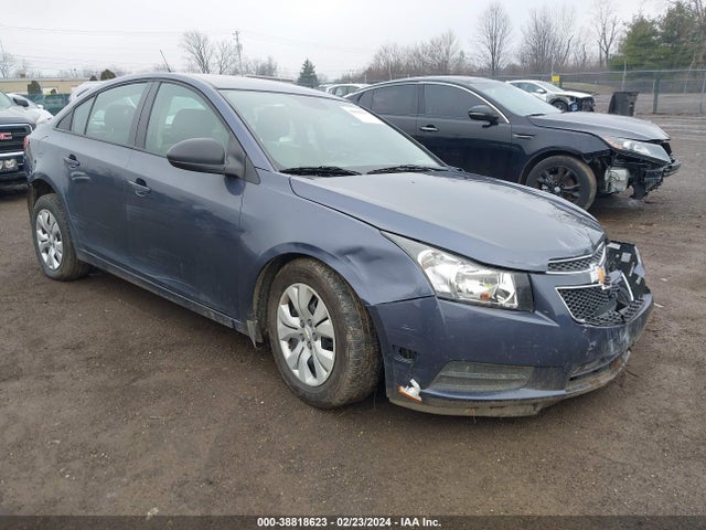 2014 1G1PA5SH9E7343408 main image