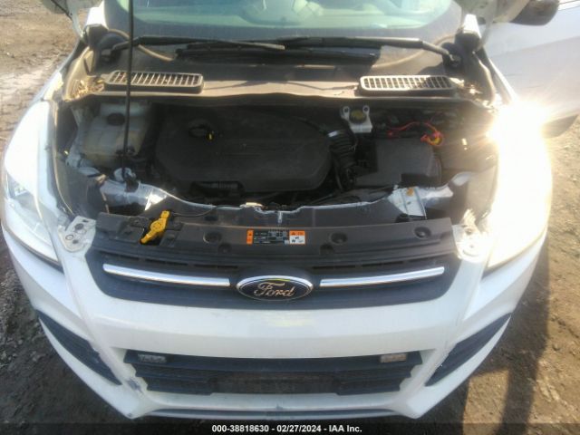 1FMCU9GX1EUD18231 Ford ESCAPE SE