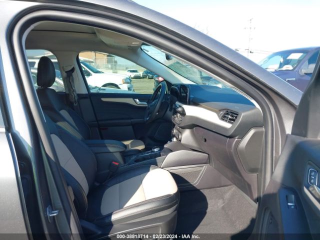 2022 FORD ESCAPE 1FMCU9J93NUB51848 Photo 4