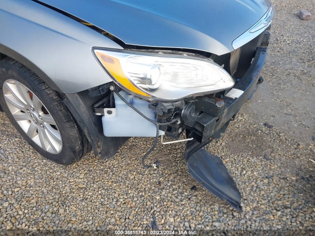 2013 CHRYSLER 200 LIMITED VIN: 1C3CCBCG4DN524922