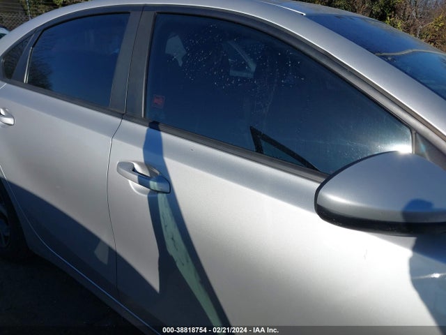KIA Forte Lxs 2019 3KPF24AD6KE031888 Image 13