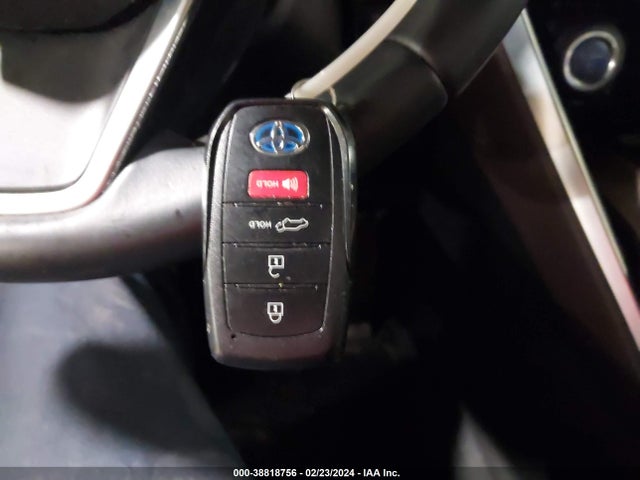 Toyota Venza Limited 2021 JTEAAAAH2MJ080604 Image 11