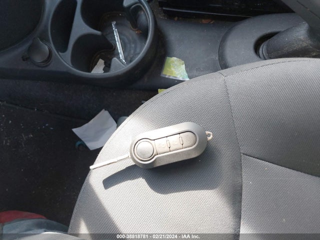 2012 FIAT 500 3C3CFFAR4CT124537 Photo 10