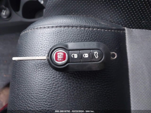 2013 FIAT 500 3C3CFFBR6DT750087 Photo 10