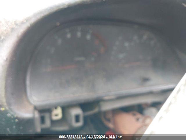 38818813 :رقم المزاد ، 4T1BE30K04U833935 vin ، 2004 Toyota Camry Le/xle/se مزاد بيع