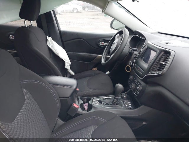 Jeep Cherokee Latitude 4x4 2019 1C4PJMCB8KD355350 Image 5