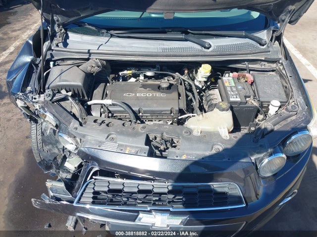 Chevrolet Sonic Lt Auto 2015 1G1JC5SH5F4133391 Image 10