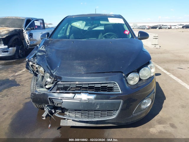 Chevrolet Sonic Lt Auto 2015 1G1JC5SH5F4133391 Image 12
