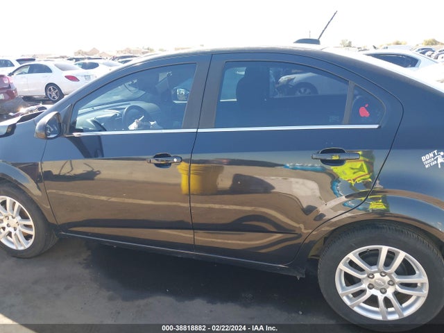Chevrolet Sonic Lt Auto 2015 1G1JC5SH5F4133391 Image 14
