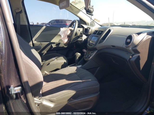 Chevrolet Sonic Lt Auto 2015 1G1JC5SH5F4133391 Image 5