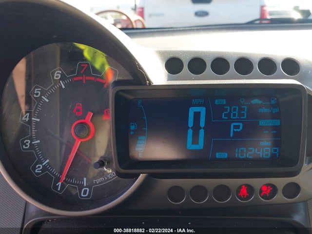 Chevrolet Sonic Lt Auto 2015 1G1JC5SH5F4133391 Image 7