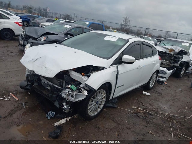 Ford FOCUS ELECTRIC 2017 1FADP3R4XHL224395 Image 2