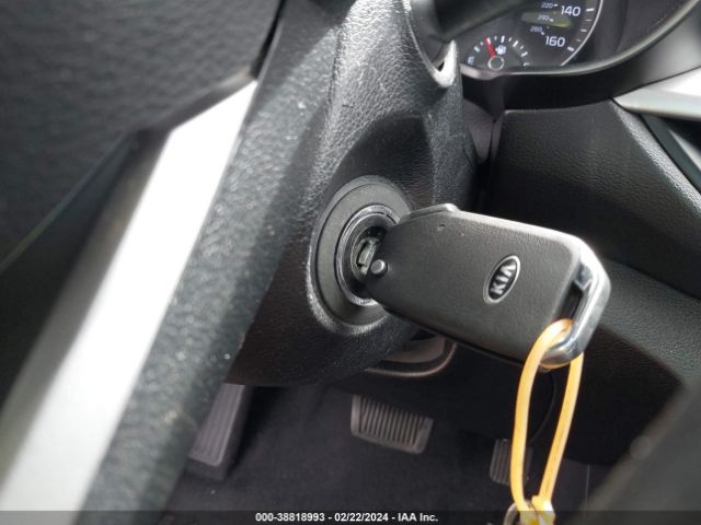 3KPF24AD9LE166817 KIA Forte Lxs