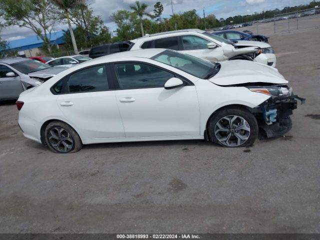 3KPF24AD9LE166817 KIA Forte Lxs