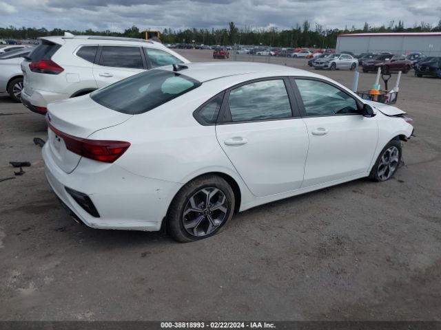 3KPF24AD9LE166817 KIA Forte Lxs