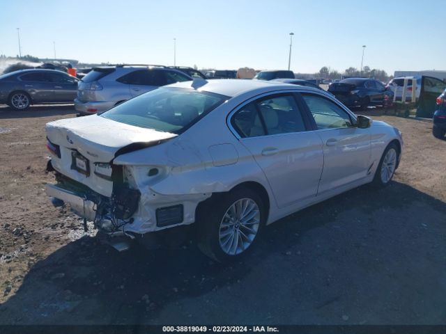 WBA53BH03NCK02735 BMW 530 I