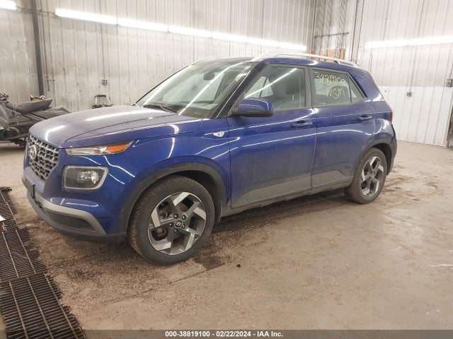Hyundai Venue Limited 2022 KMHRC8A39NU202868 Image 2