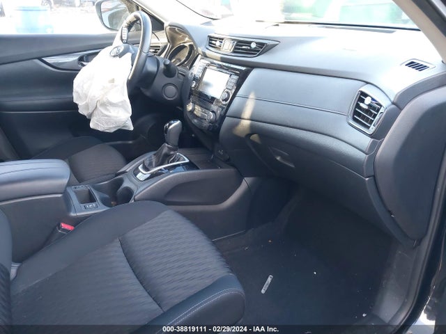 Nissan ROGUE SV 2018 KNMAT2MV2JP606714 Image 5