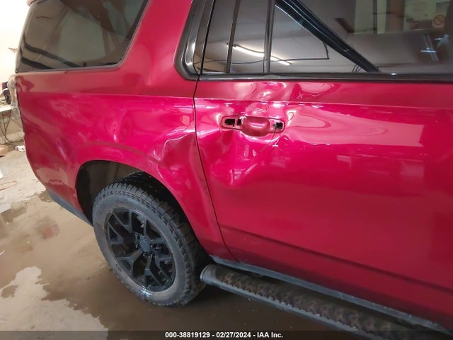 Chevrolet Suburban 4wd Z71 2021 1GNSKDKD7MR476751 Image 12