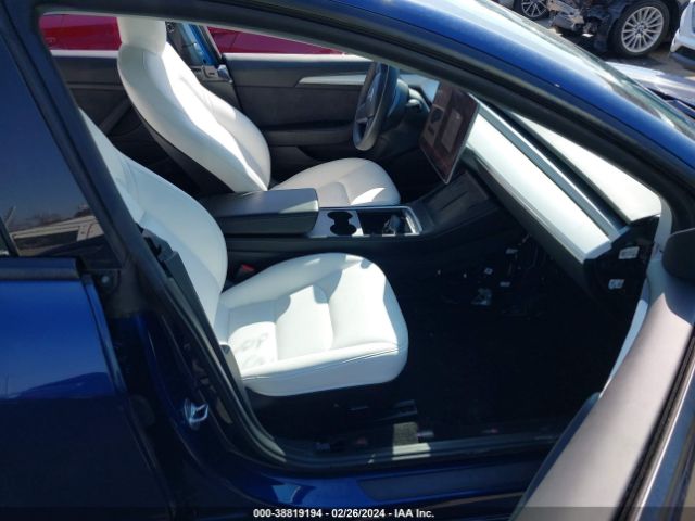 2021 TESLA MODEL 3 5YJ3E1EB5MF063472 Photo 4