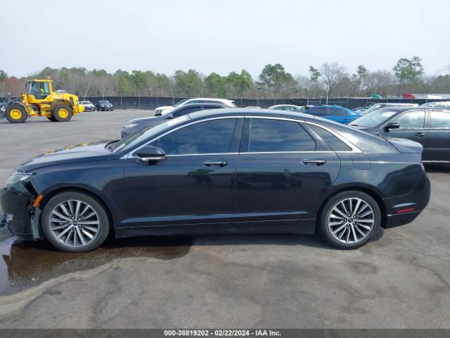 3LN6L2GKXER829780 Lincoln MKZ