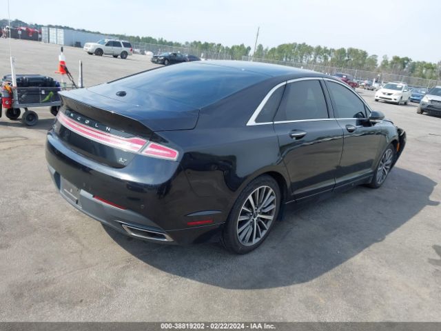 3LN6L2GKXER829780 Lincoln MKZ
