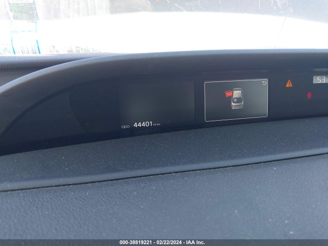 Toyota Prius Two 2018 JTDKBRFU3J3064860 Image 7