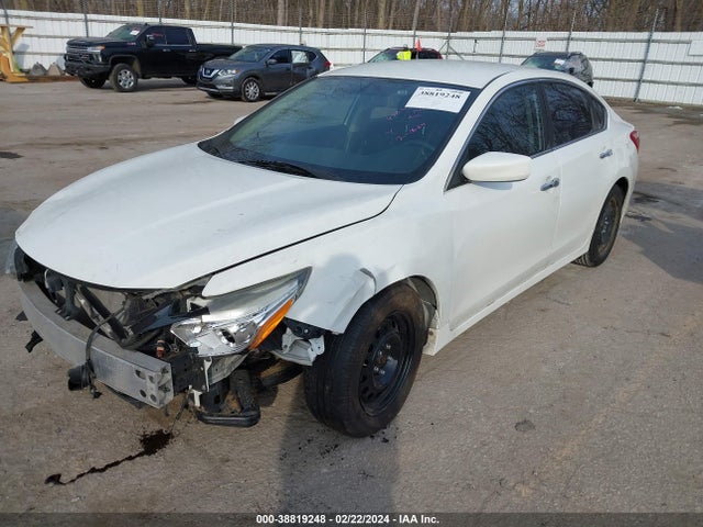 Nissan Altima 2.5 S 2016 1N4AL3AP1GN354704 Image 2