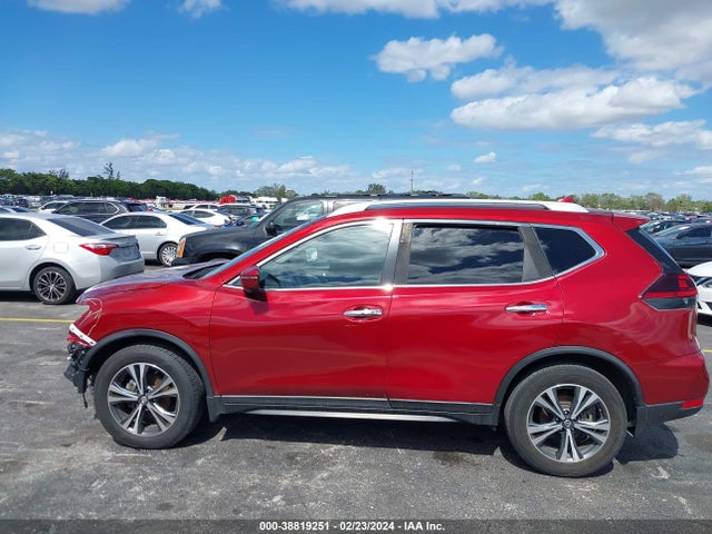 Nissan ROGUE SV 2019 5N1AT2MTXKC726201 Image 15