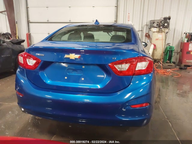 Chevrolet Cruze Lt Auto 2017 1G1BE5SM7H7155423 Image 16