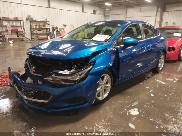 Chevrolet Cruze Lt Auto 2017 1G1BE5SM7H7155423 Image 2