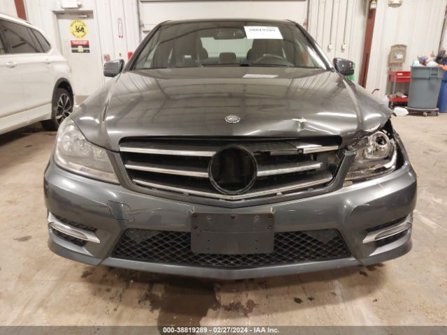 WDDGF8AB8EA911180 Mercedes-Benz C 300 Luxury 4matic/sport 4matic