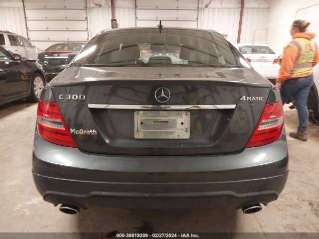 WDDGF8AB8EA911180 Mercedes-Benz C 300 Luxury 4matic/sport 4matic