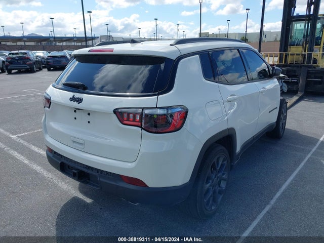 3C4NJCEB5MT560068 Jeep Compass 80th Anniversary Fwd