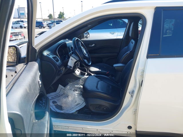3C4NJCEB5MT560068 Jeep Compass 80th Anniversary Fwd