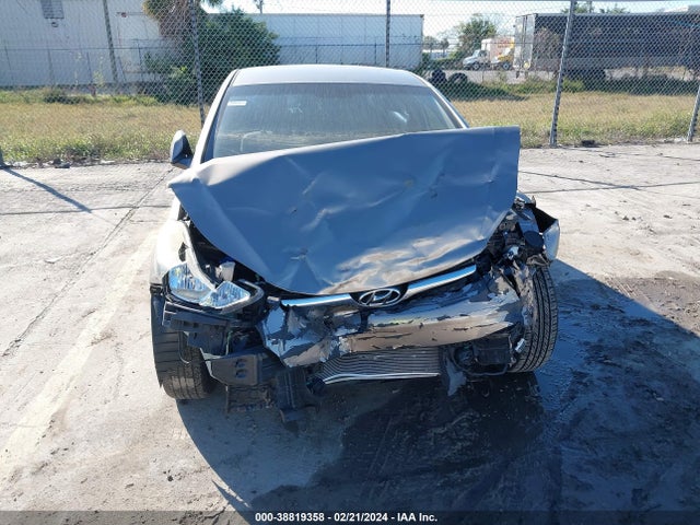 2015 HYUNDAI ELANTRA SE VIN: 5NPDH4AE2FH646941