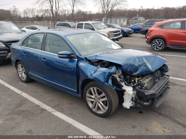 Auction sale of the 2017 Volkswagen Jetta 1.8t Sel/1.8t Sel Premium, vin: 3VWL17AJ1HM327118, lot number: 38819516