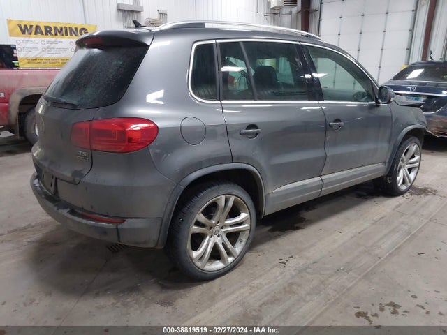 WVGBV7AX9GW525964 Volkswagen Tiguan Sel