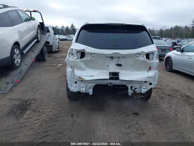 Toyota Highlander Le 2018 5TDBZRFH7JS811180 Image 16