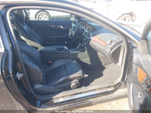 WDDGJ8JB0FG389934 Mercedes-Benz C 350 Sport 4matic