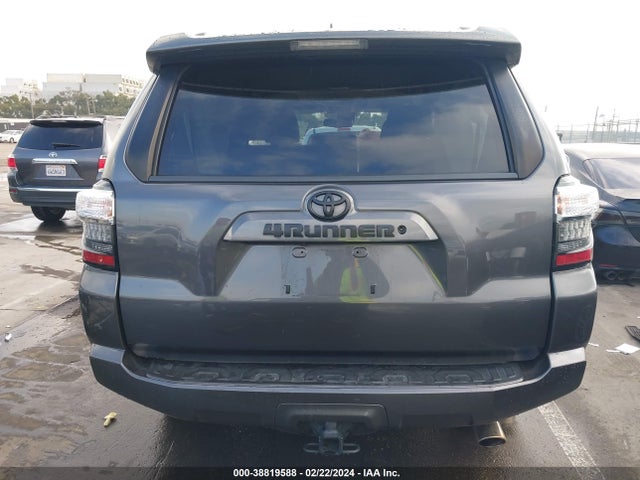 Toyota 4RUNNER SR5 2020 JTEZU5JRXL5225633 Image 16