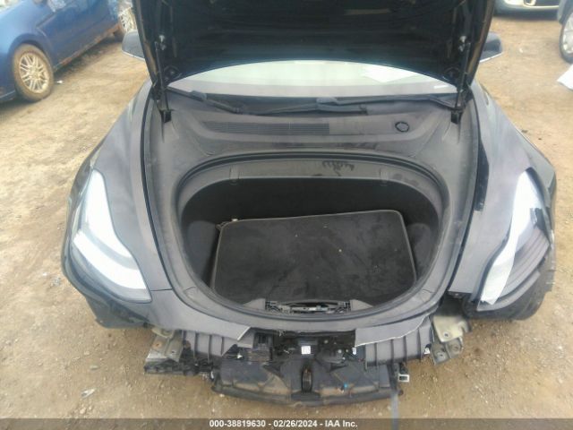 5YJ3E1EA4JF122725 Tesla Model 3 Long Range/mid Range