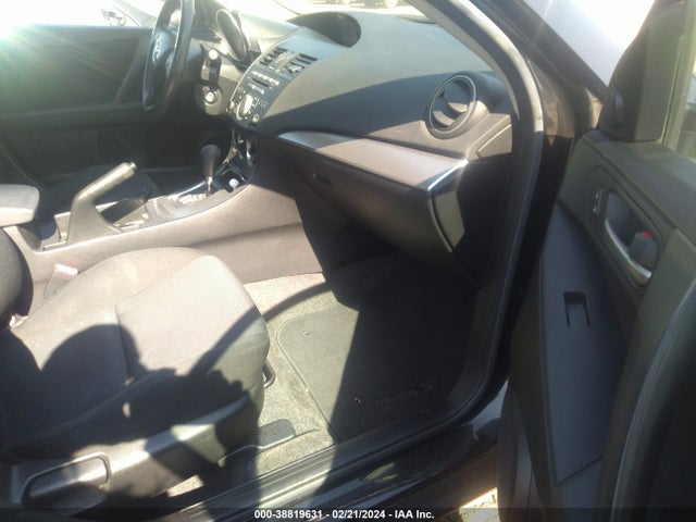 2011 MAZDA MAZDA3 I TOURING VIN: JM1BL1VF4B1480592