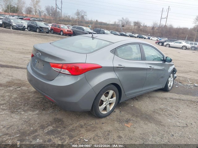 2013 HYUNDAI ELANTRA GLS VIN: 5NPDH4AE6DH321741