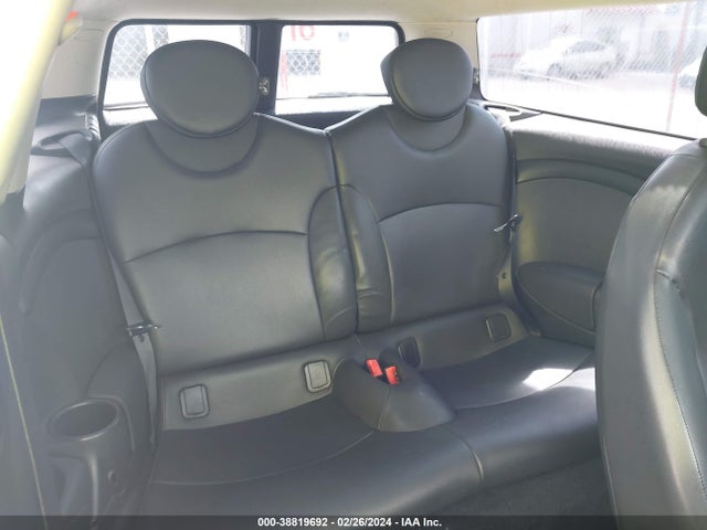 2012 MINI COOPER CLUBMAN WMWZF3C52CT488981 Photo 7
